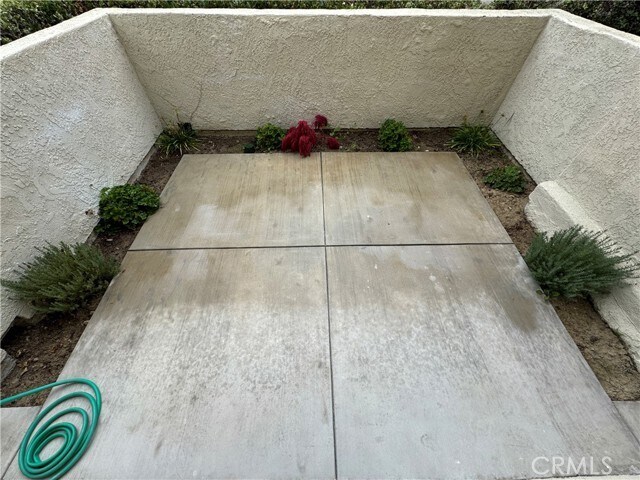 Building Photo - 26152 La Real