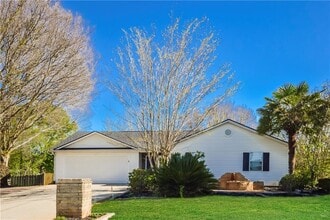 Building Photo - 300 Claremont Dr