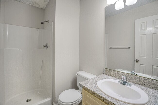 Building Photo - 3418 Pear Tree Ct NW
