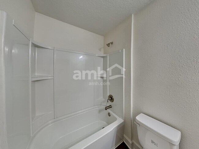 Building Photo - 8505 Highfield Ave