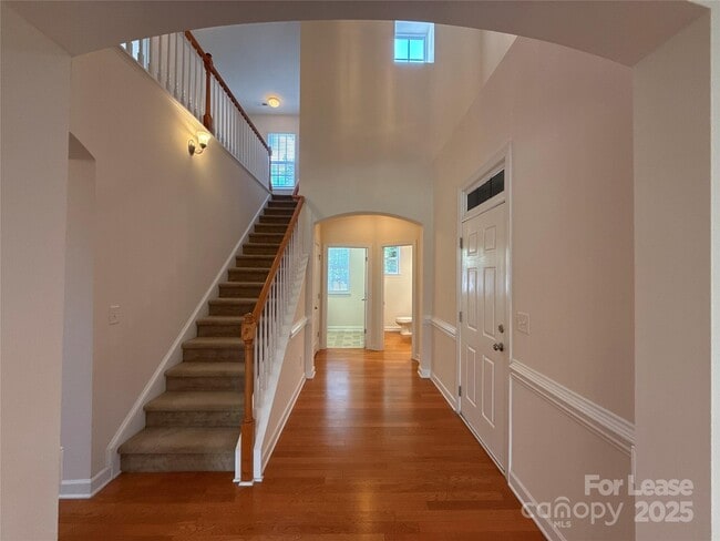 Building Photo - 11907 Red Rust Ln