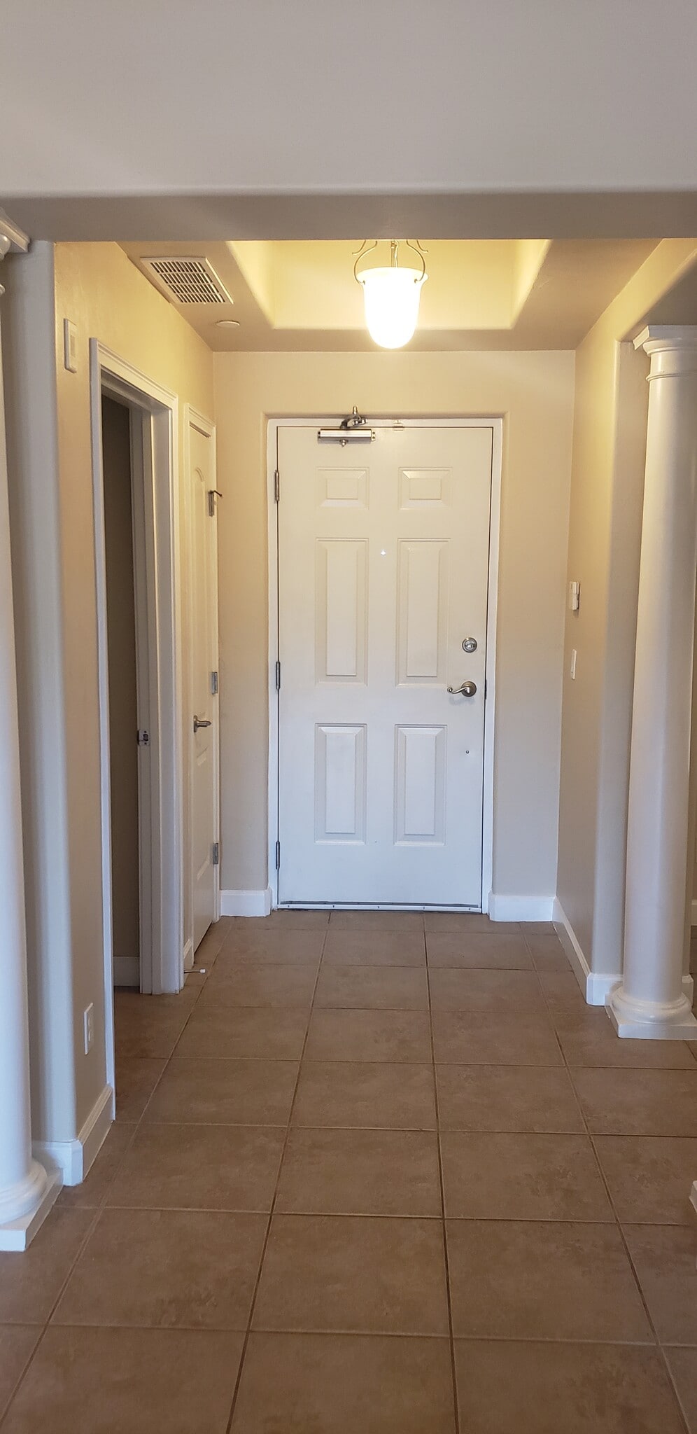 Building Photo - 424 Luna Bella Ln