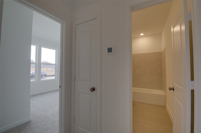 Building Photo - 21723 Colonial Medow Creek Trl