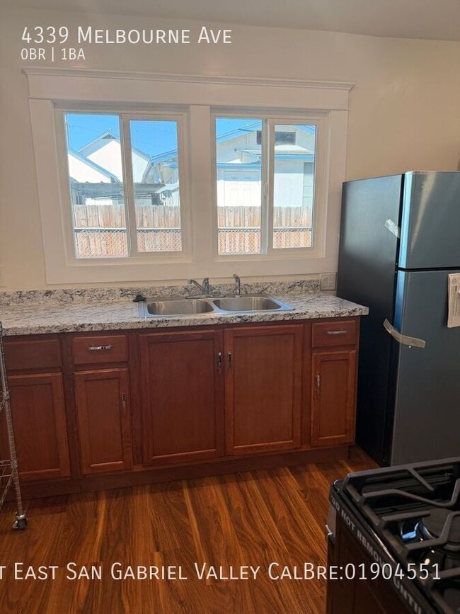 Building Photo - 4339 Melbourne Ave