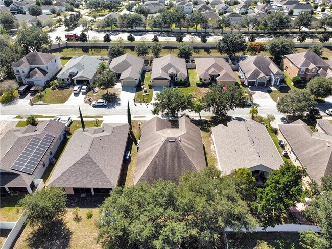 Building Photo - 290 Tower View Dr W