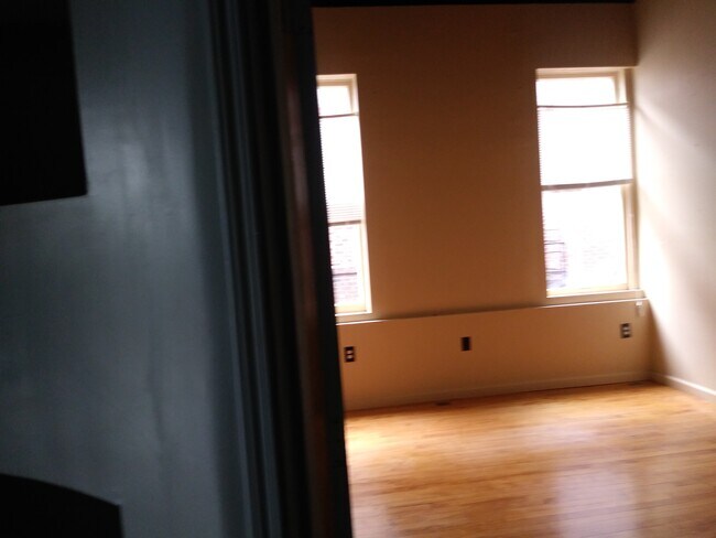 Building Photo - 4515 Olive St