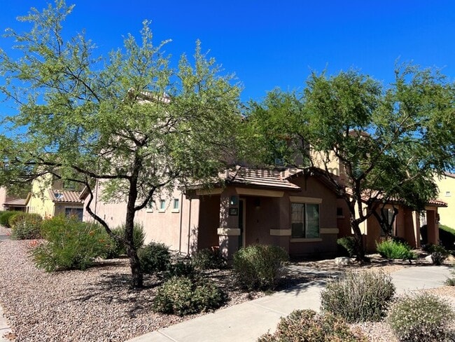 Primary Photo - Beautiful Three Bedroom 2 and 1/2 Bath Home
