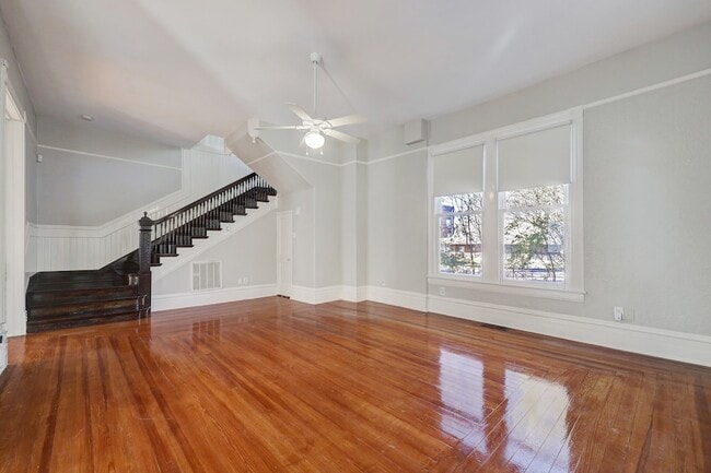 Building Photo - 1229 Heights Blvd