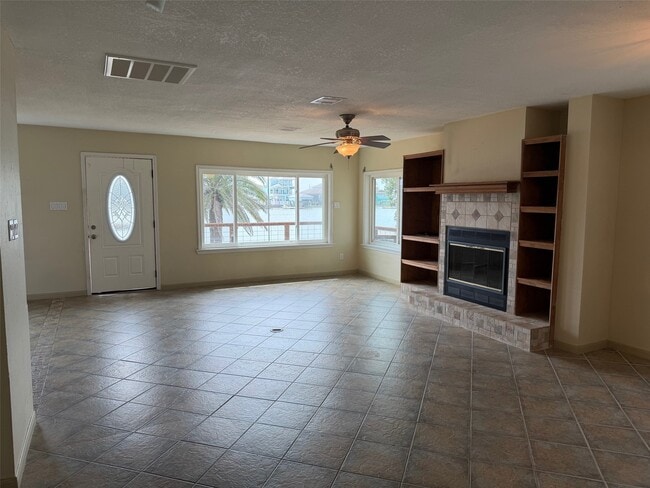 Building Photo - 1219 Pilot Ln