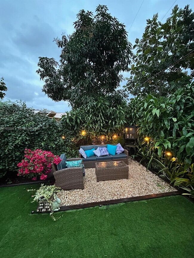 Building Photo - 270 NW 109th St