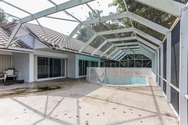 Building Photo - 5317 NW 67th Ave