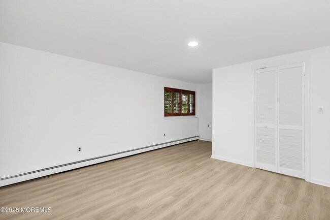 Building Photo - 65 E River Rd