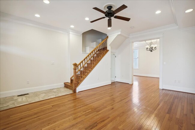 Building Photo - Pet Friendly Luxury DC TH - 3 bed +  3.5 B...