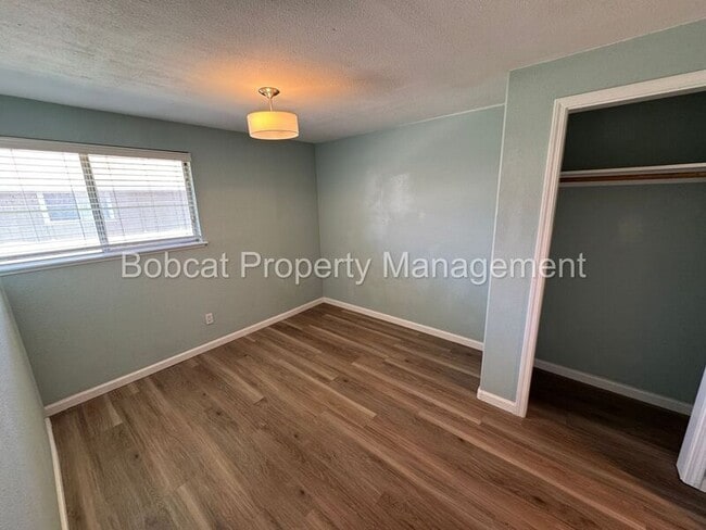 Building Photo - 1330 Ashby Ct