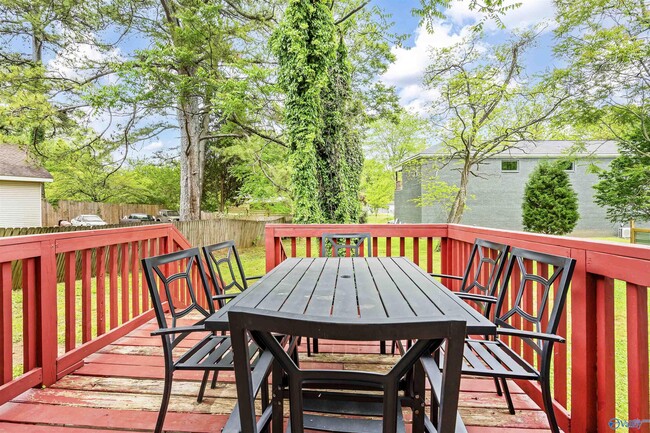 Building Photo - 202 High Rd