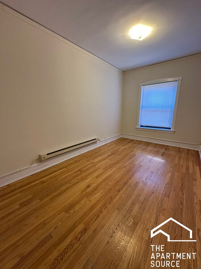 Building Photo - 1031 Dempster St