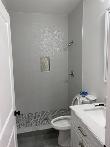 Building Photo - 5107 Meadowview Ave