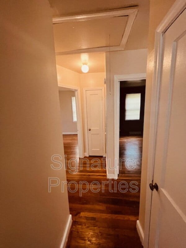 Building Photo - 2128 N Whitehill Dr