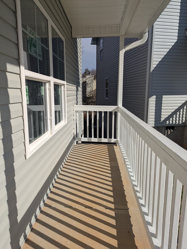 Building Photo - 9117 Cedarpark Ln NW