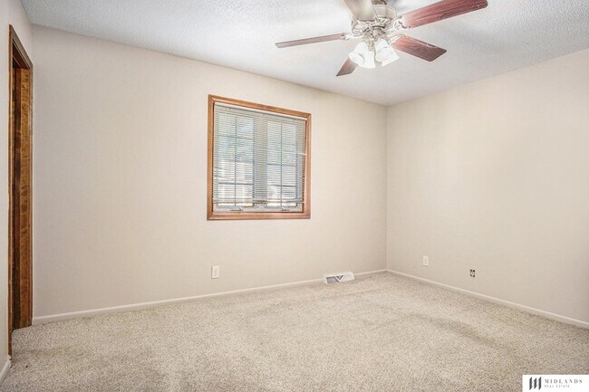 Building Photo - 14706 Orchard Cir
