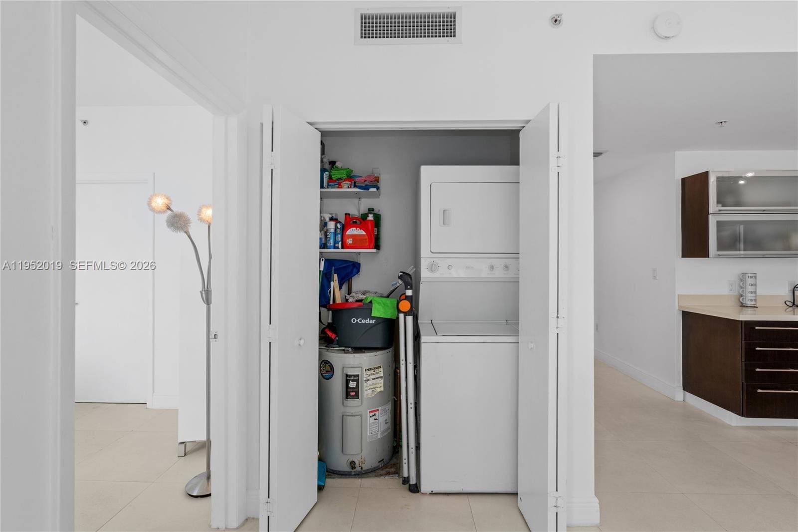 Building Photo - 90 SW 3rd St