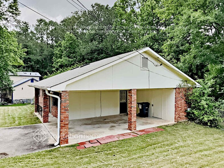Building Photo - 1806 Oriole Trail