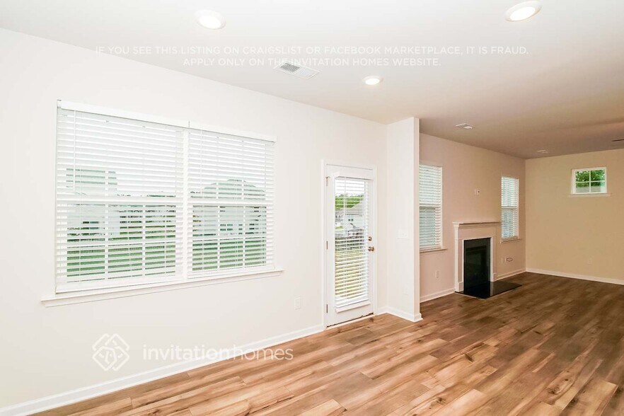 Building Photo - 110 Newbold Ln
