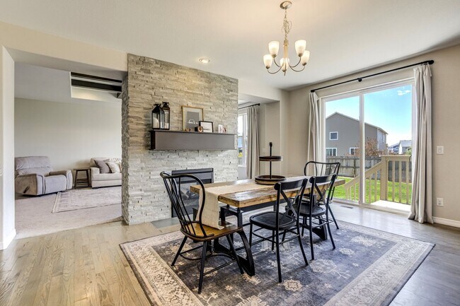 Building Photo - 7664 Alpine Daisy Dr