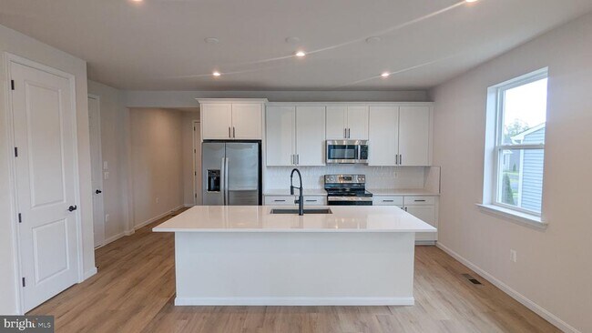 Building Photo - 35535 Aspen Wy