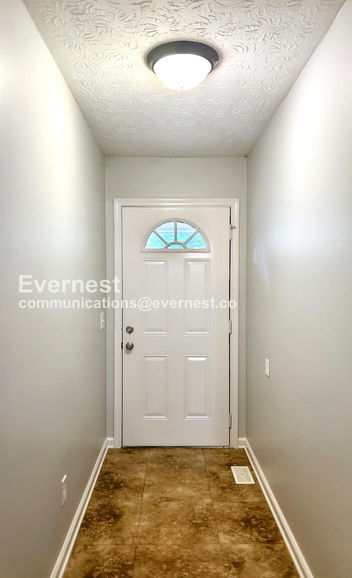 Building Photo - 3480 Stone Ridge Dr