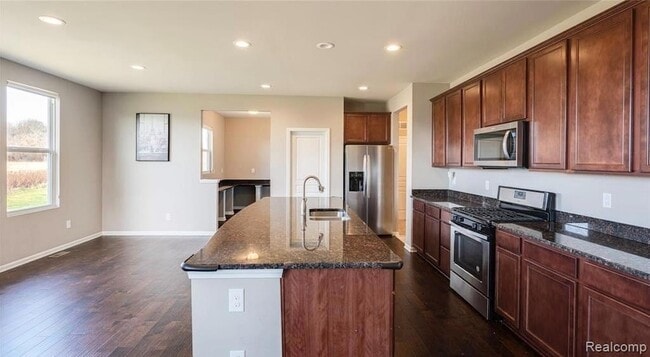 Building Photo - 2274 Findley Cir