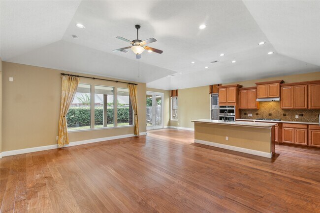 Building Photo - 11119 Hayden Falls Dr