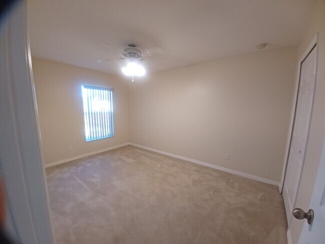 Building Photo - 2117 NW 14th Terrace