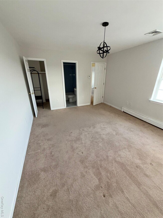 Building Photo - 219 Mary Lou Ave