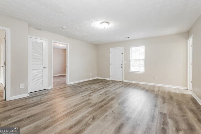 Building Photo - 272 Grover Turner Way