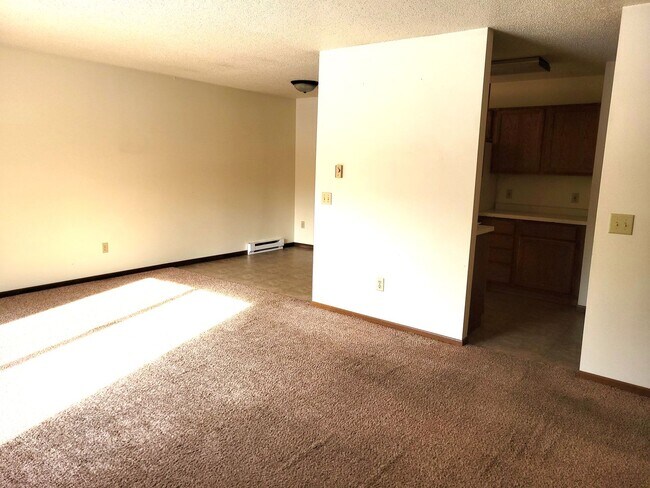 Building Photo - 4704 Speros Ln