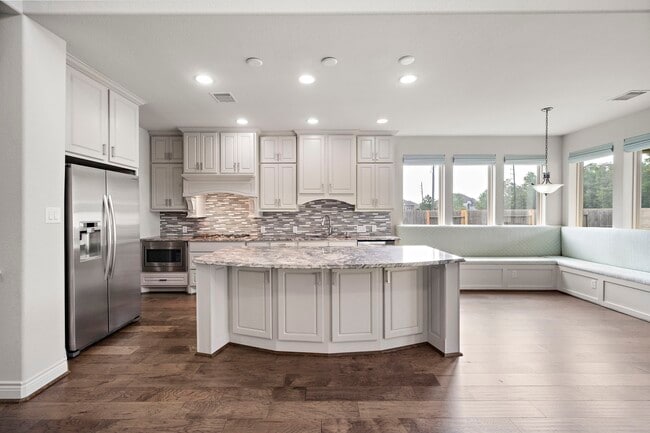 Building Photo - 3907 Pinecrest Peak Dr