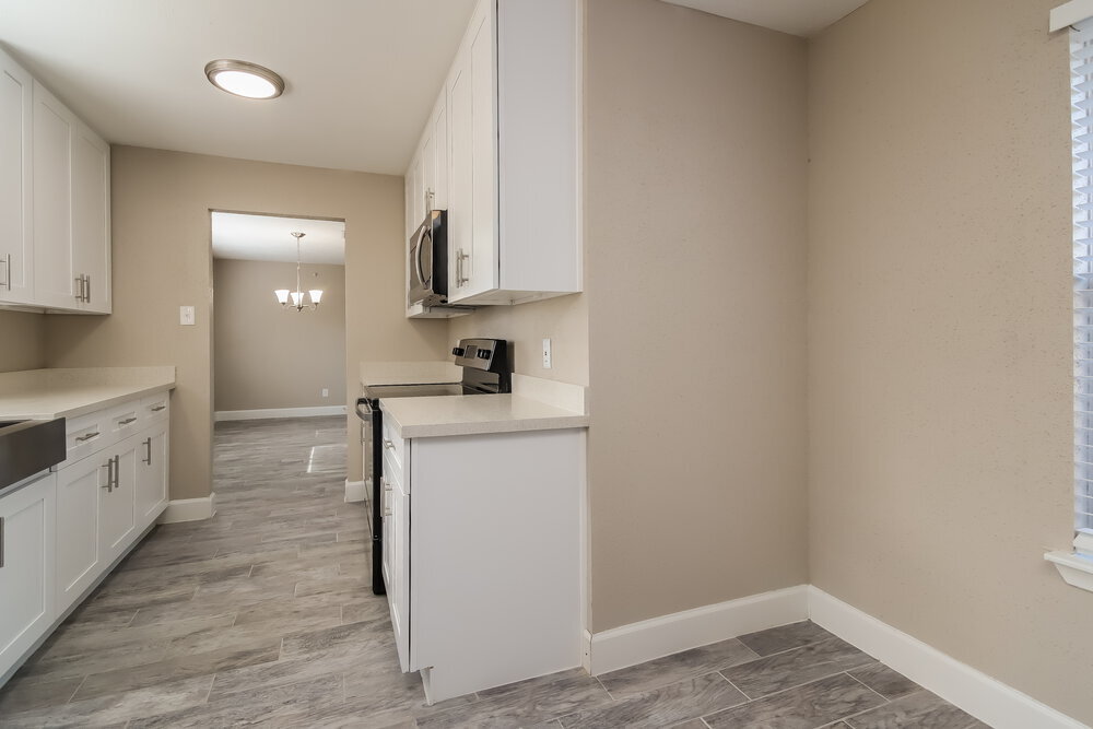 Building Photo - 1814 Pilgrims Point Dr