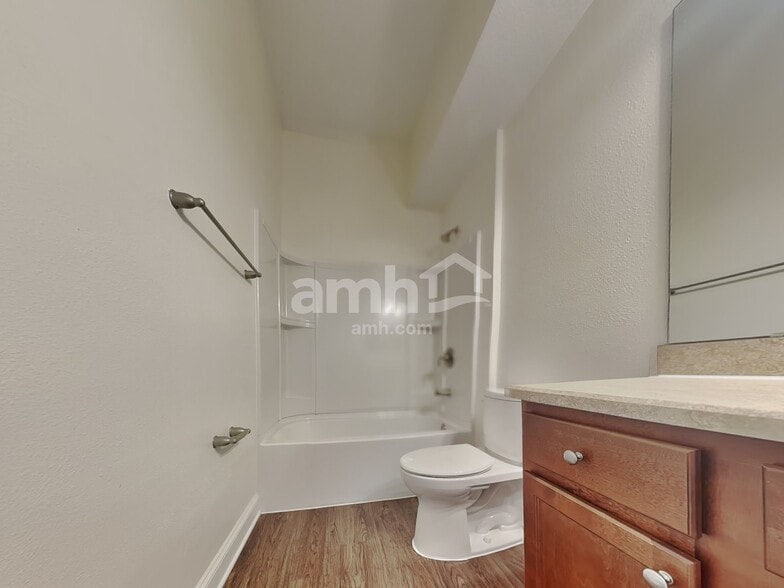 Building Photo - 77231 Lumber Creek Blvd