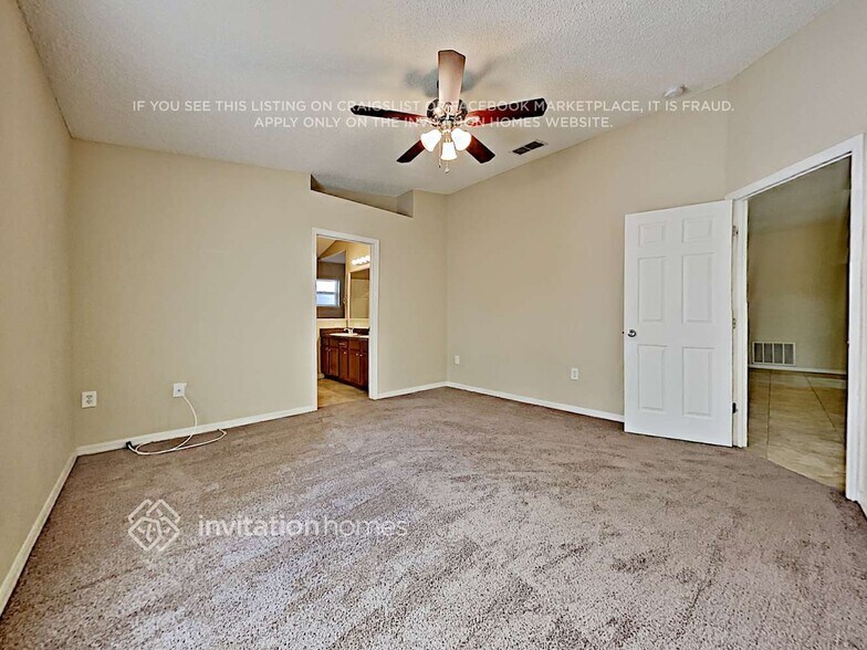 Building Photo - 613 Doe Cove Pl