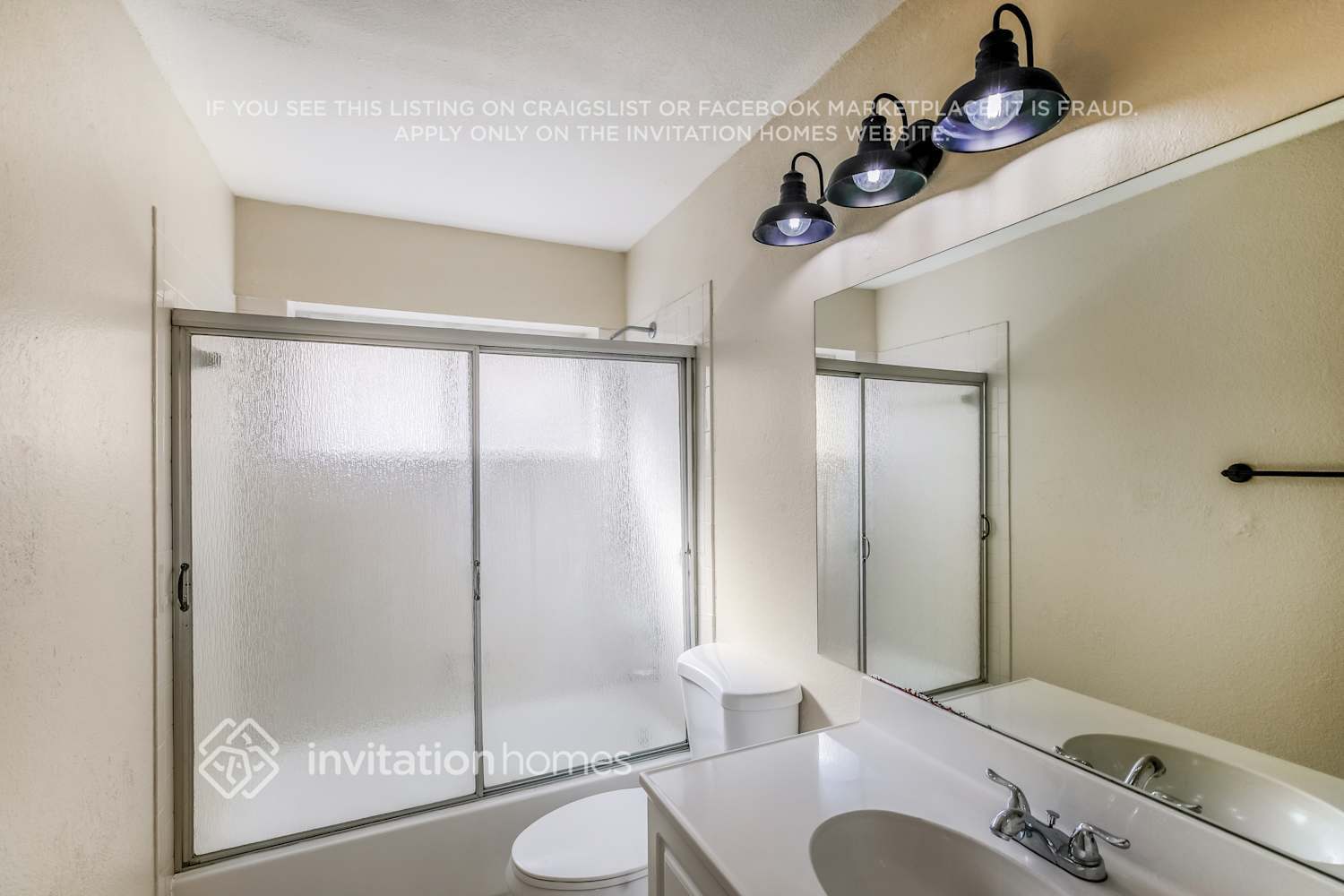 Building Photo - 9310 Chelsea Dr