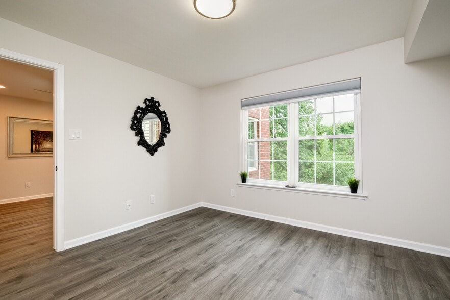 Building Photo - 3315 Wyndham Cir