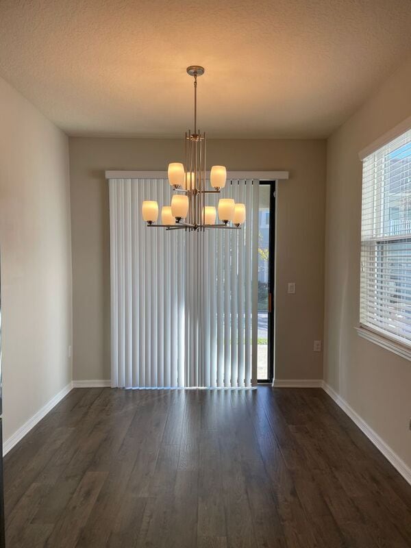 Building Photo - 2609 Amati Dr