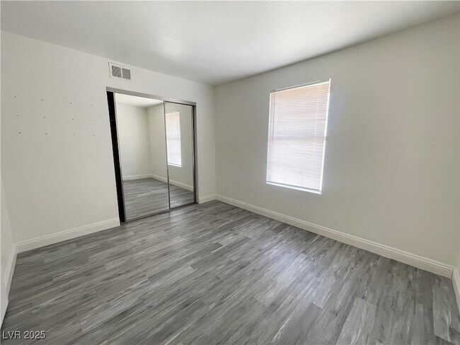 Building Photo - 2801 N Rainbow Blvd