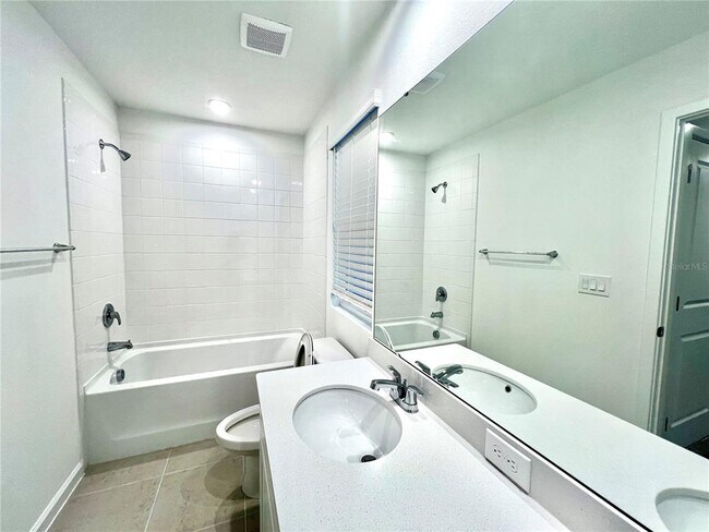 Building Photo - 2792 Camellia Flower St