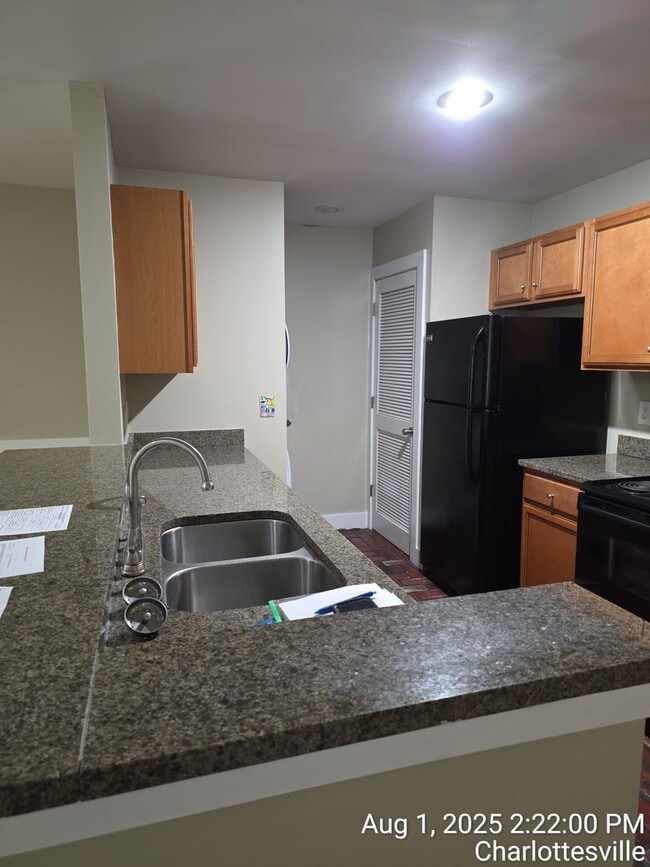 Building Photo - 419 17th St NW