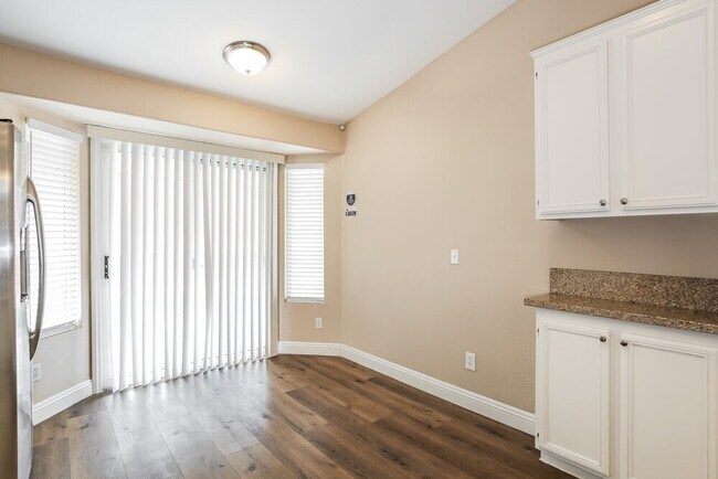 Building Photo - 3347 Steppe St