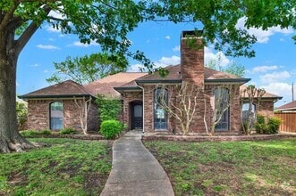 Building Photo - 3117 Osceola Dr