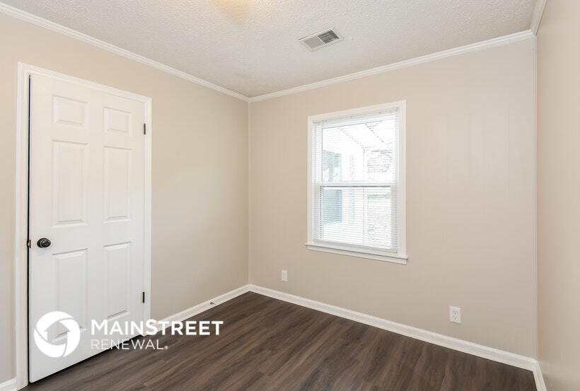 Building Photo - 19 Sioux Rd NE