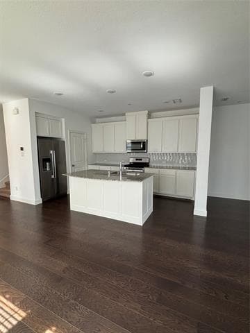 Building Photo - 2610 High Cotton Ln